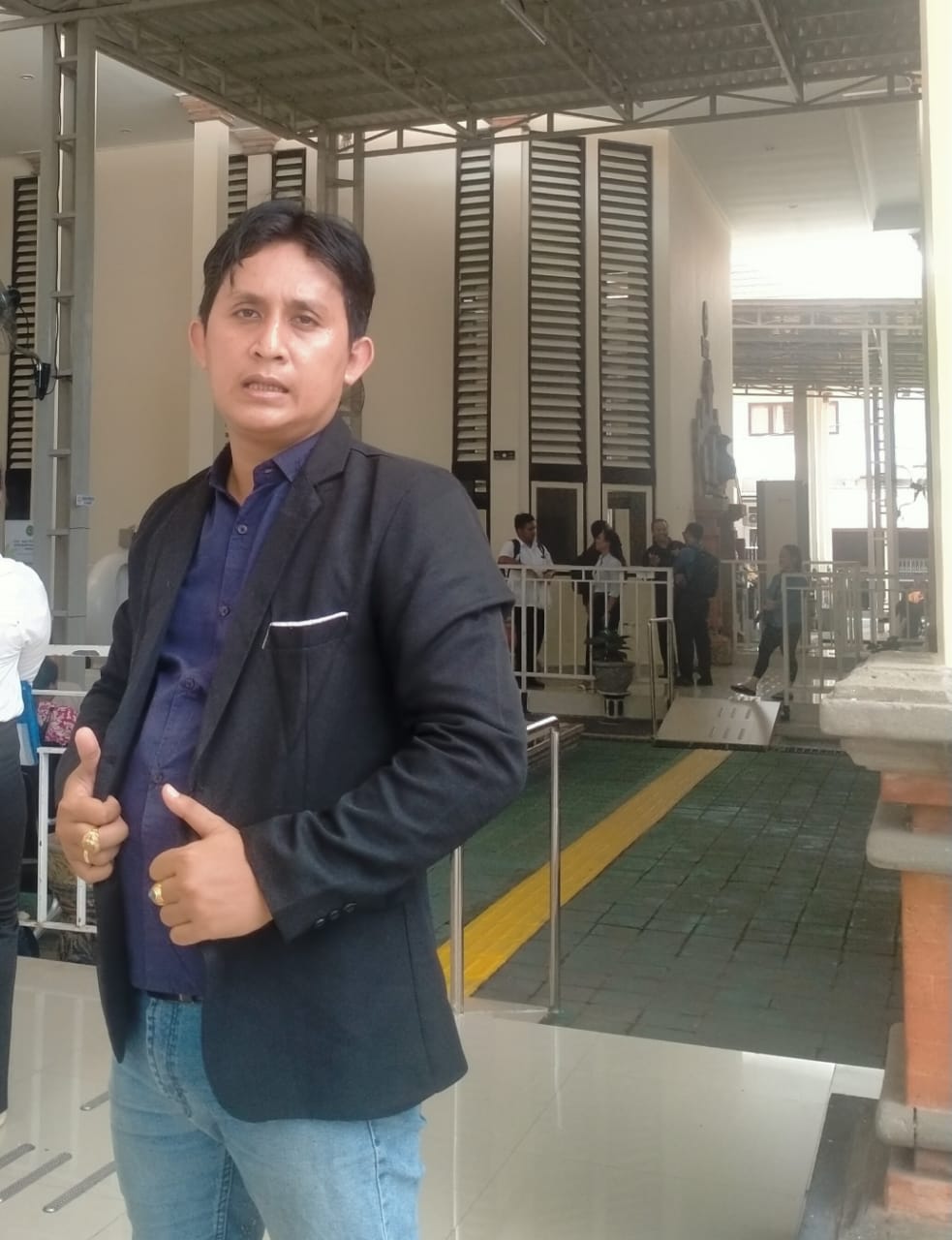 CARA PENGAJUAN BUKTI SURAT DAN CONTOH DAFTAR PERTANYAAN KEPADA SAKSI PERSIDANGAN KASUS PERCERAIAN